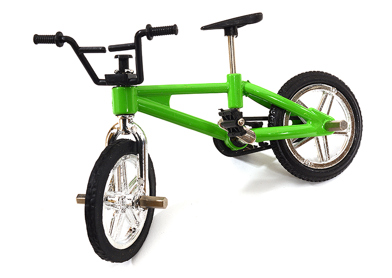 C29398GREEN Realistic Green Bicycle Model Accessory for 1/10 Scale Crawler Trucks - Image 1